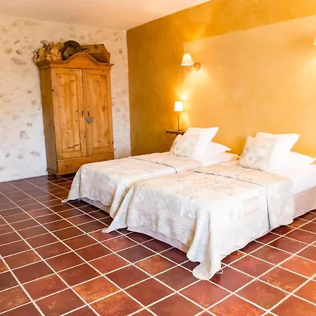 Villa Mas Authentic Pauligne